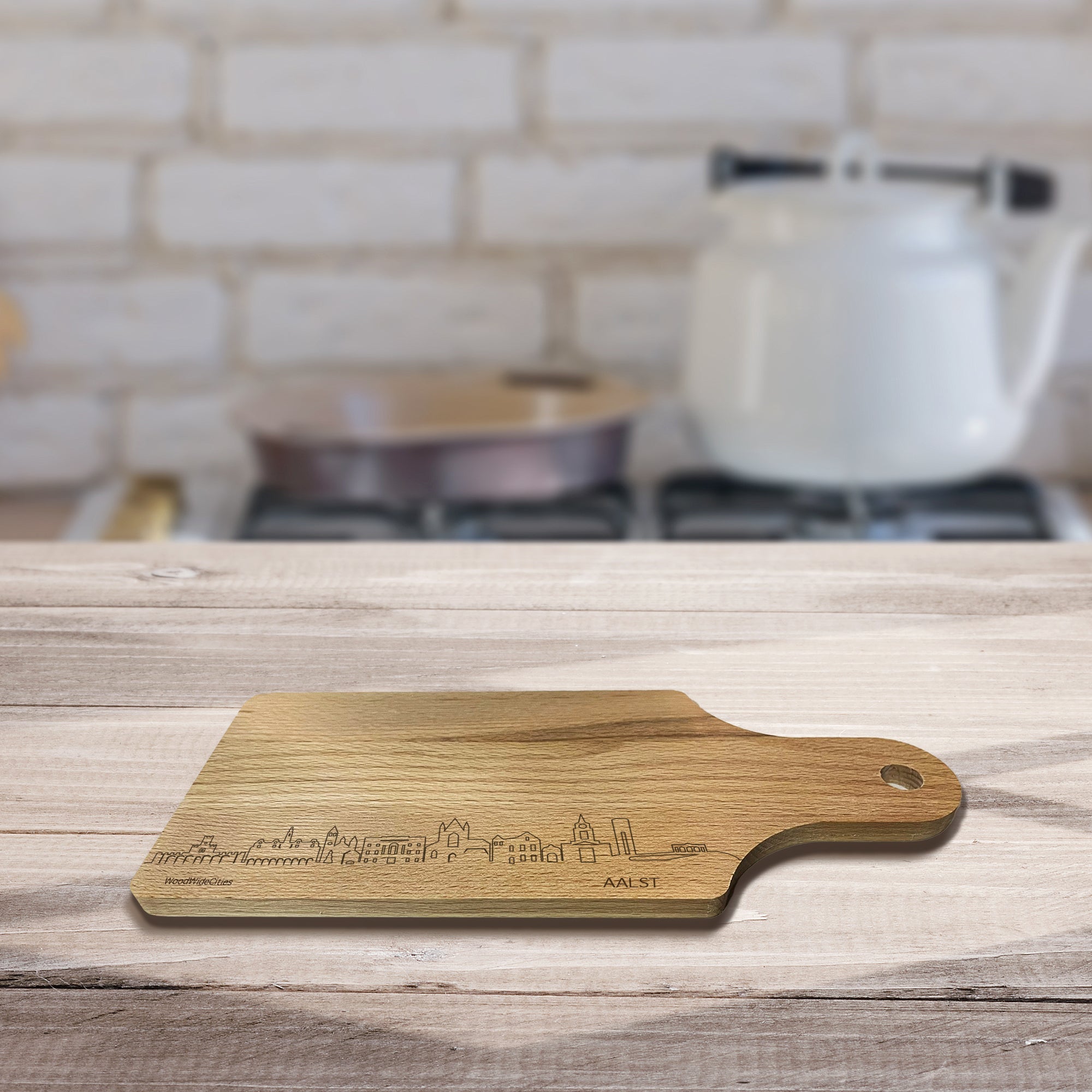 Skyline Borrelplank Aalst houten cadeau decoratie relatiegeschenk van WoodWideCities