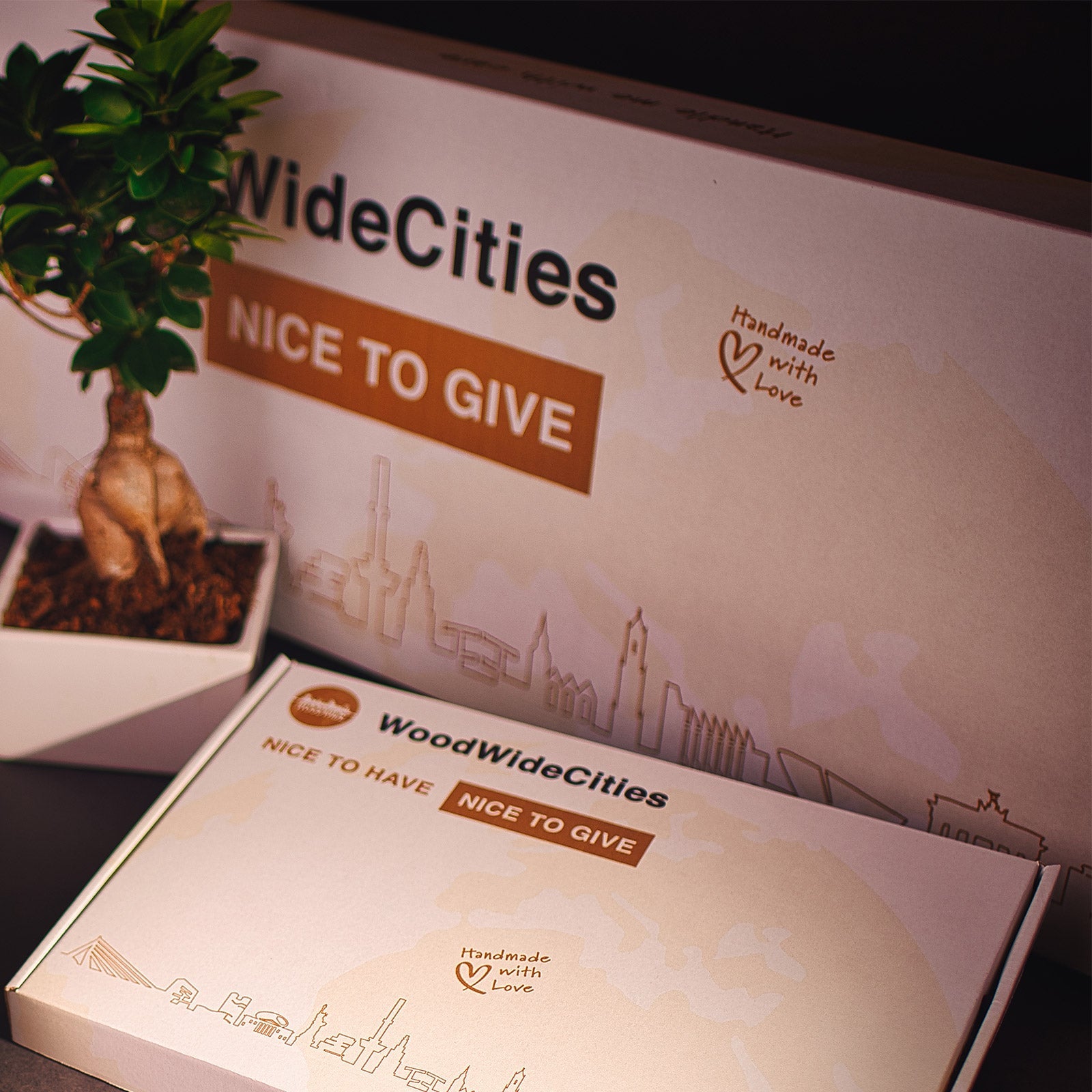 Skyline Culemborg Metallic Goud gerecycled kunststof cadeau decoratie relatiegeschenk van WoodWideCities