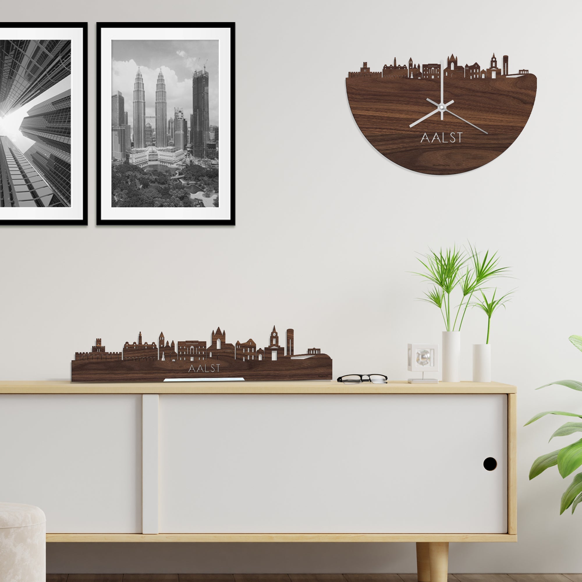 Skyline Klok Aalst Noten houten cadeau wanddecoratie relatiegeschenk van WoodWideCities