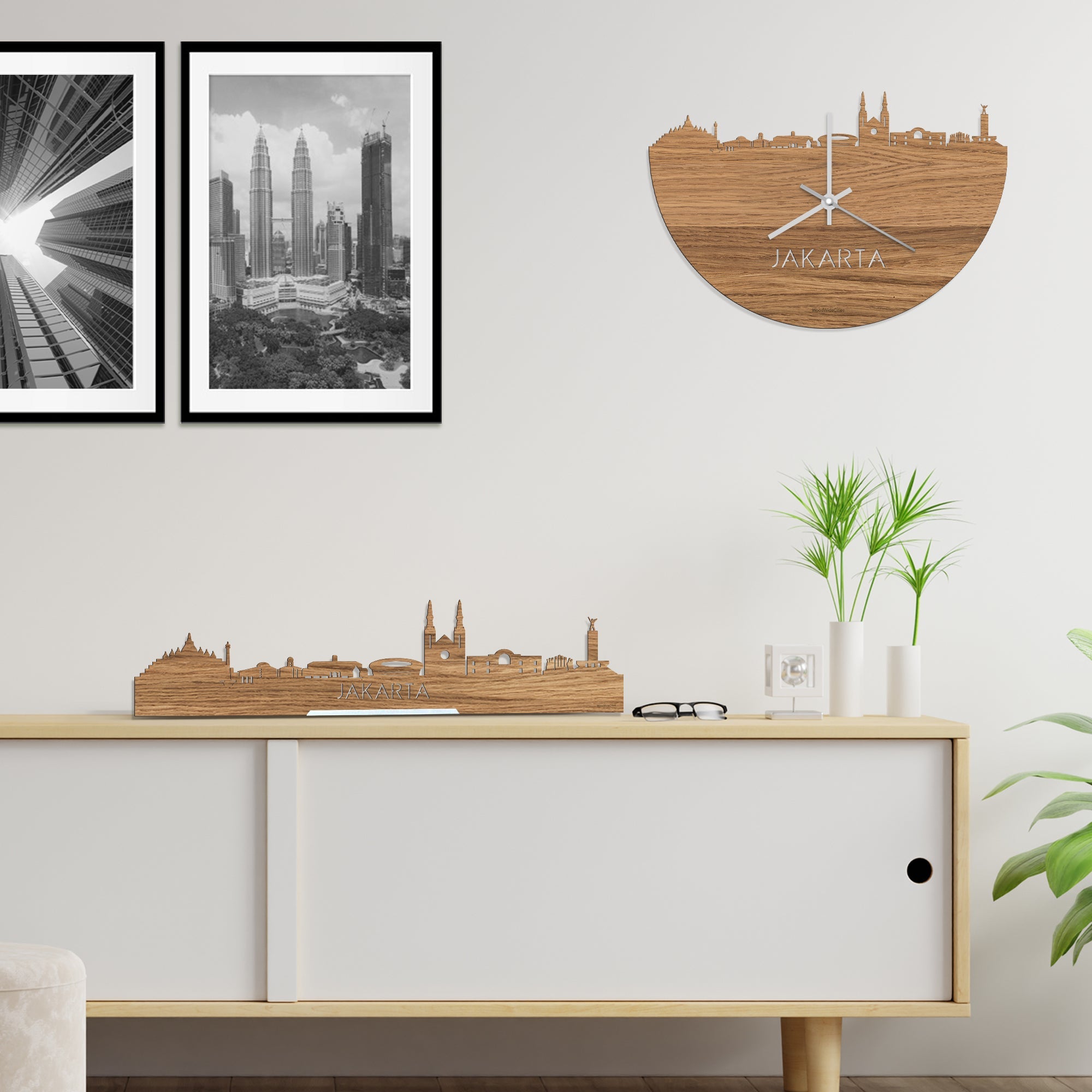 Skyline Klok Jakarta Eiken houten cadeau decoratie relatiegeschenk van WoodWideCities