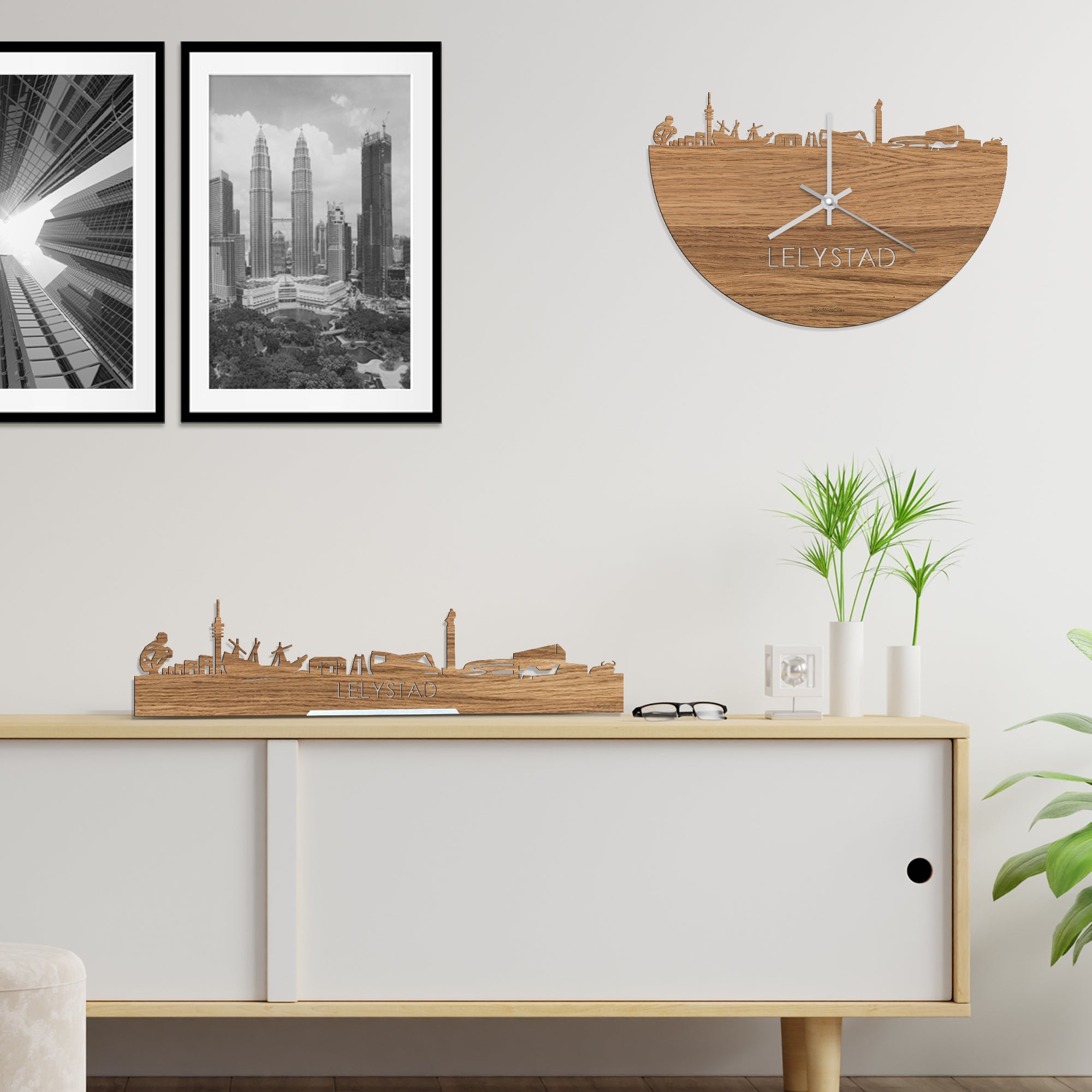 Skyline Klok Lelystad Eiken houten cadeau wanddecoratie relatiegeschenk van WoodWideCities