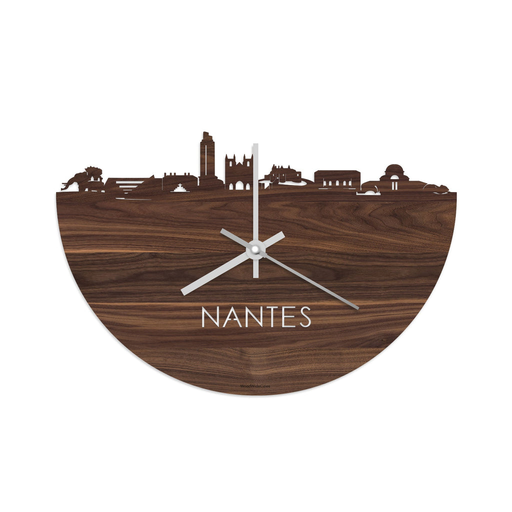 Skyline Klok Nantes Noten houten cadeau decoratie relatiegeschenk van WoodWideCities