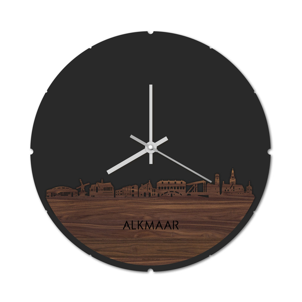 Skyline Klok Rond Alkmaar Noten houten cadeau decoratie relatiegeschenk van WoodWideCities