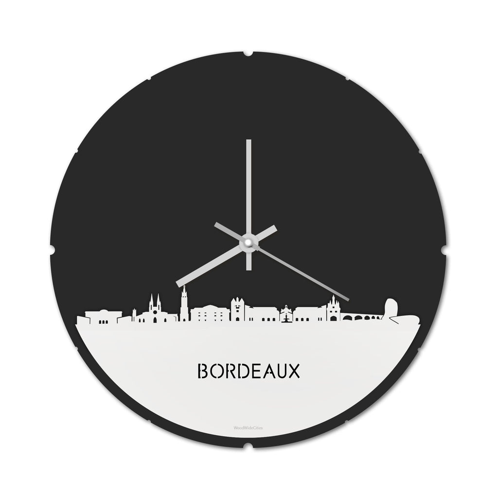 Skyline Klok Rond Bordeaux Wit glanzend gerecycled kunststof cadeau decoratie relatiegeschenk van WoodWideCities