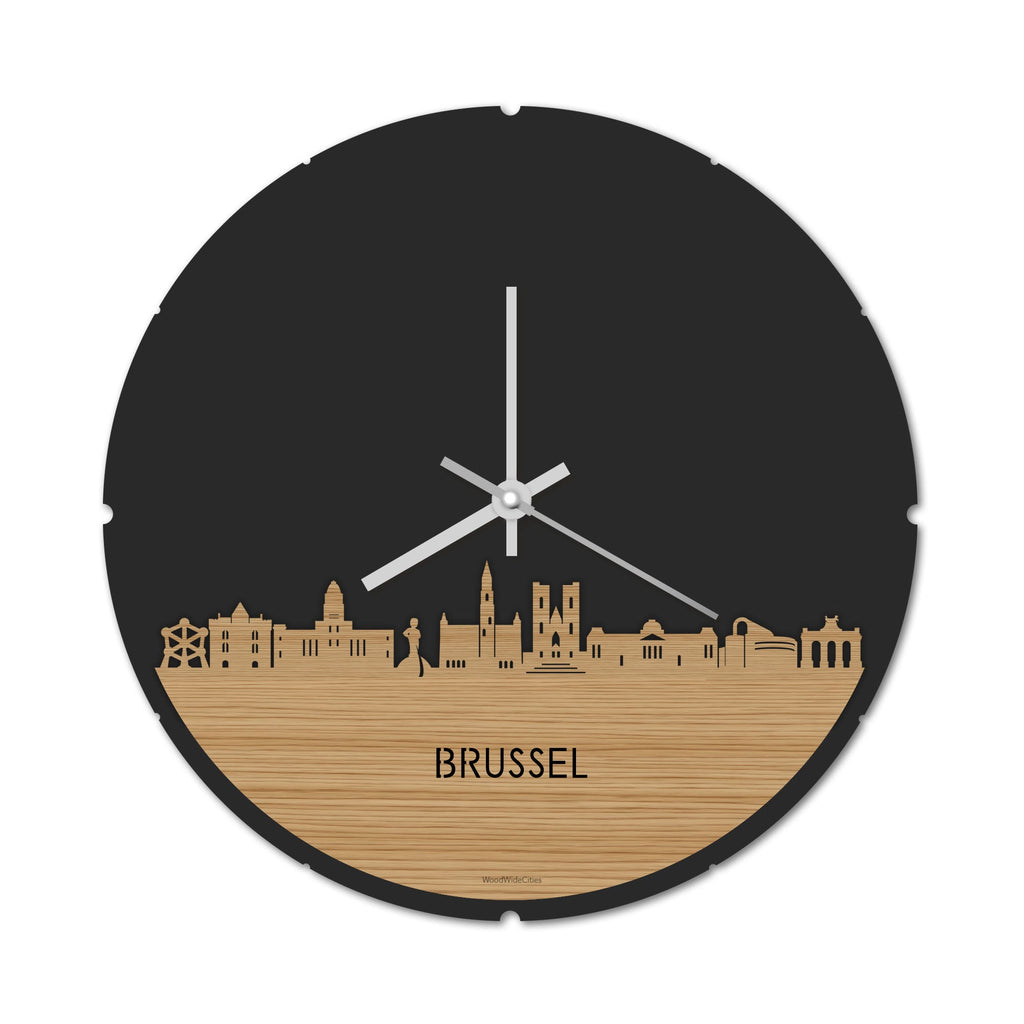 Skyline Klok Rond Brussel Bamboe houten cadeau decoratie relatiegeschenk van WoodWideCities