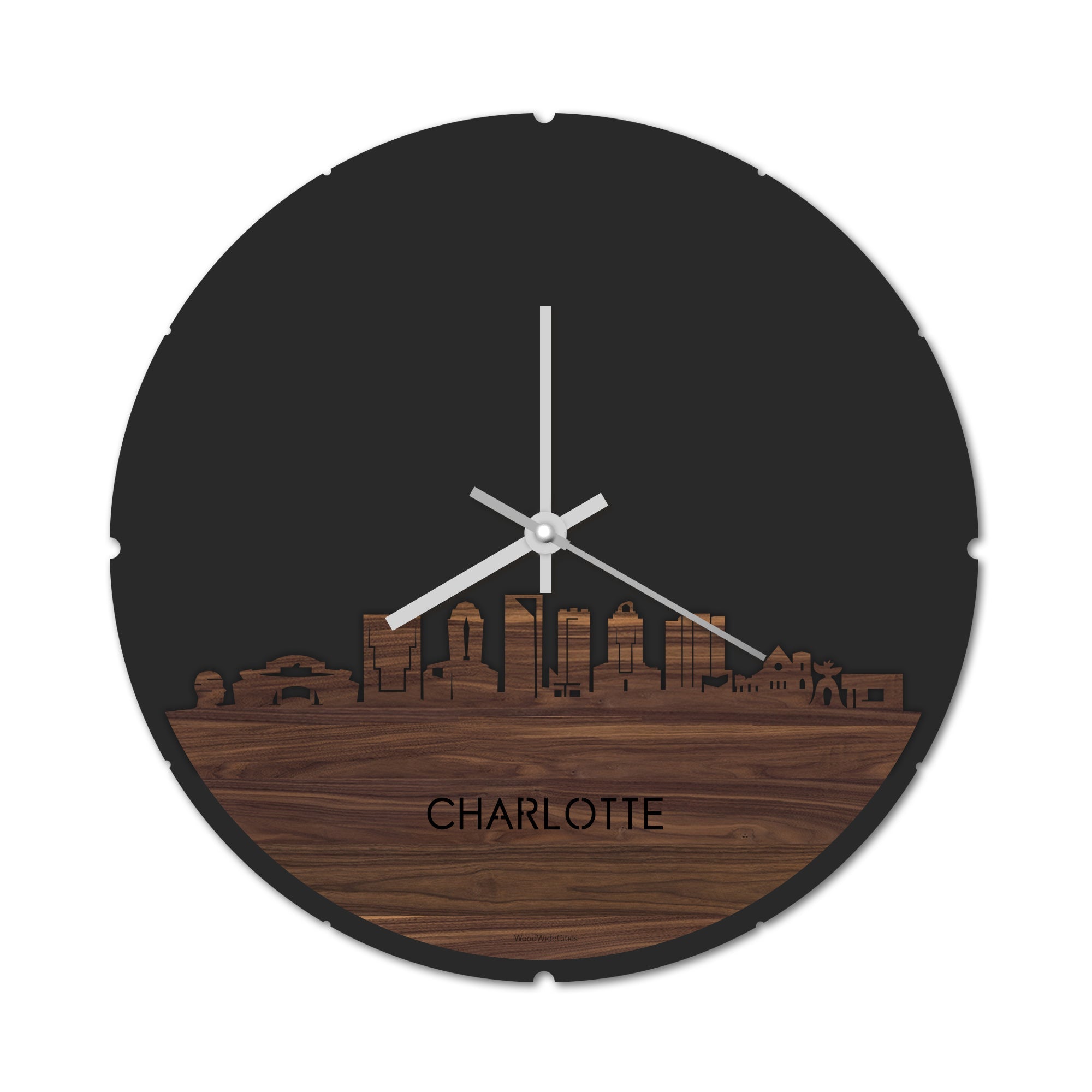 Skyline Klok Rond Charlotte Noten houten cadeau decoratie relatiegeschenk van WoodWideCities