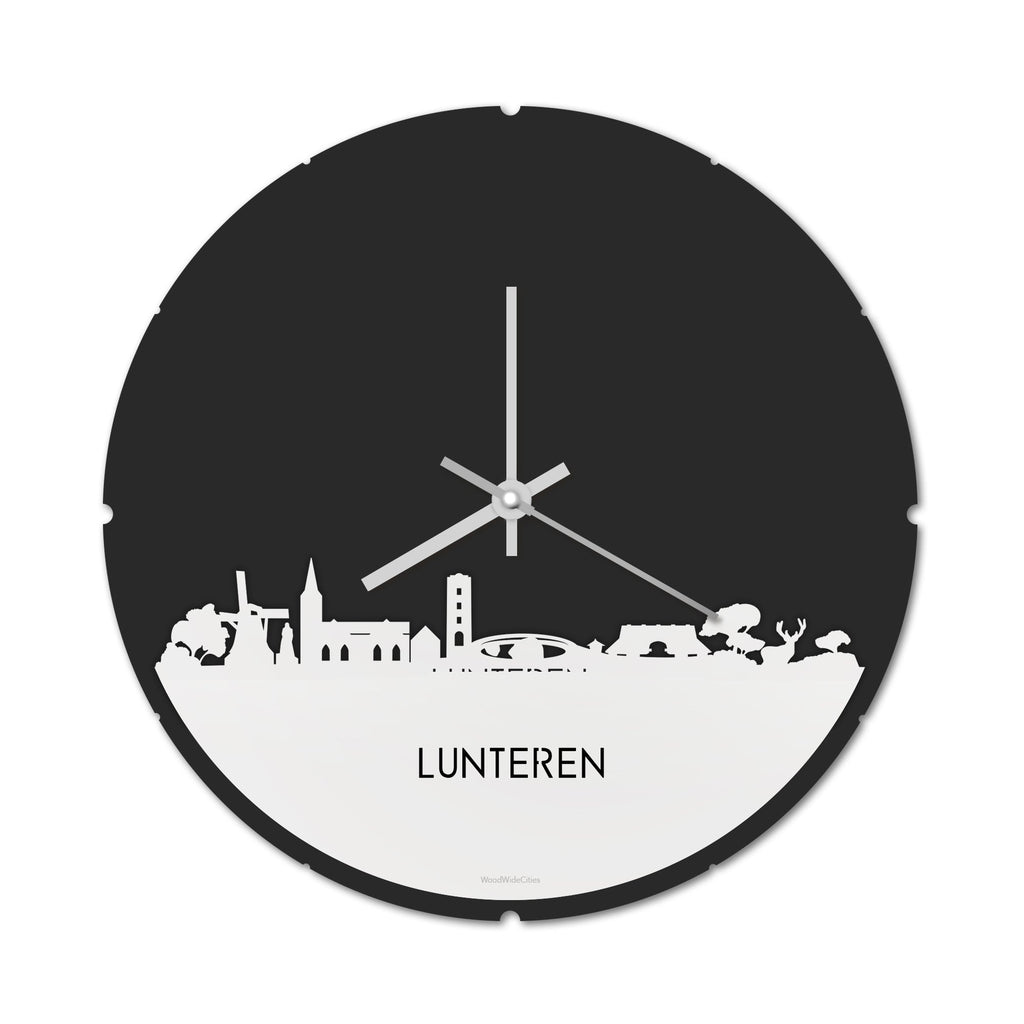 Skyline Klok Rond Lunteren Wit glanzend gerecycled kunststof cadeau decoratie relatiegeschenk van WoodWideCities