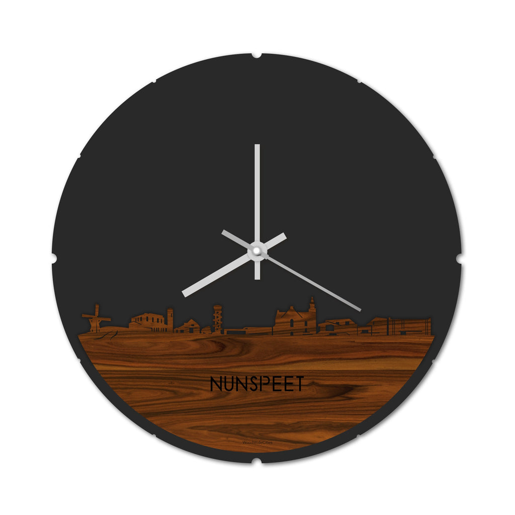 Skyline Klok Rond Nunspeet Palissander houten cadeau decoratie relatiegeschenk van WoodWideCities