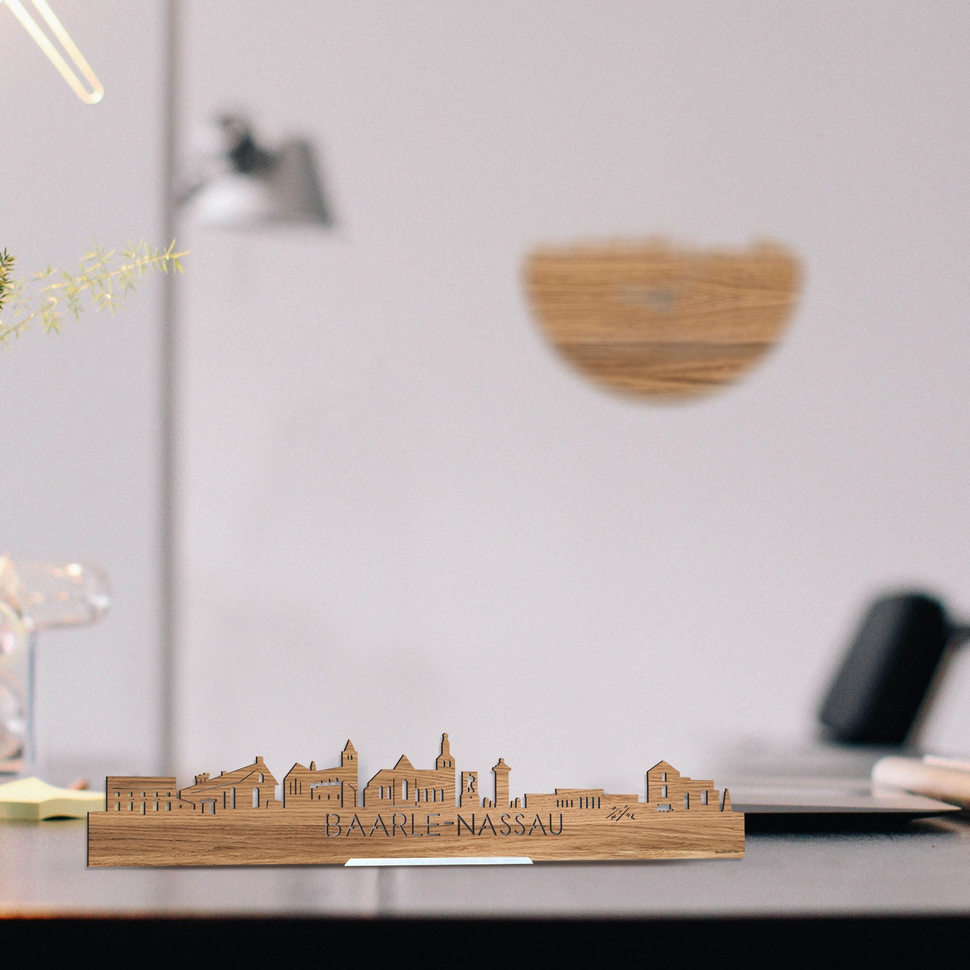 Standing Skyline Baarle-Nassau Eiken houten cadeau decoratie relatiegeschenk van WoodWideCities