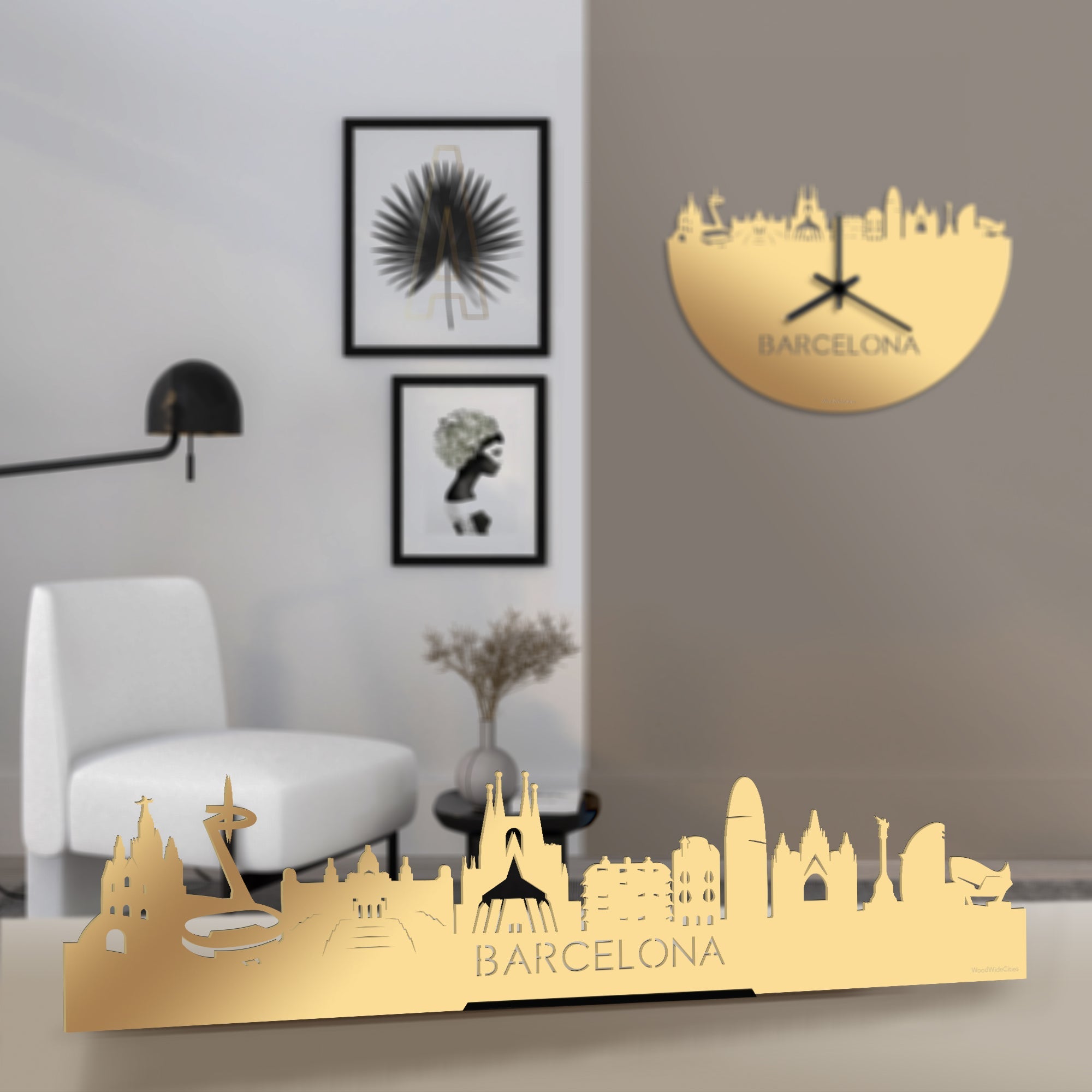 Standing Skyline Barcelona Metallic Goud gerecycled kunststof cadeau decoratie relatiegeschenk van WoodWideCities