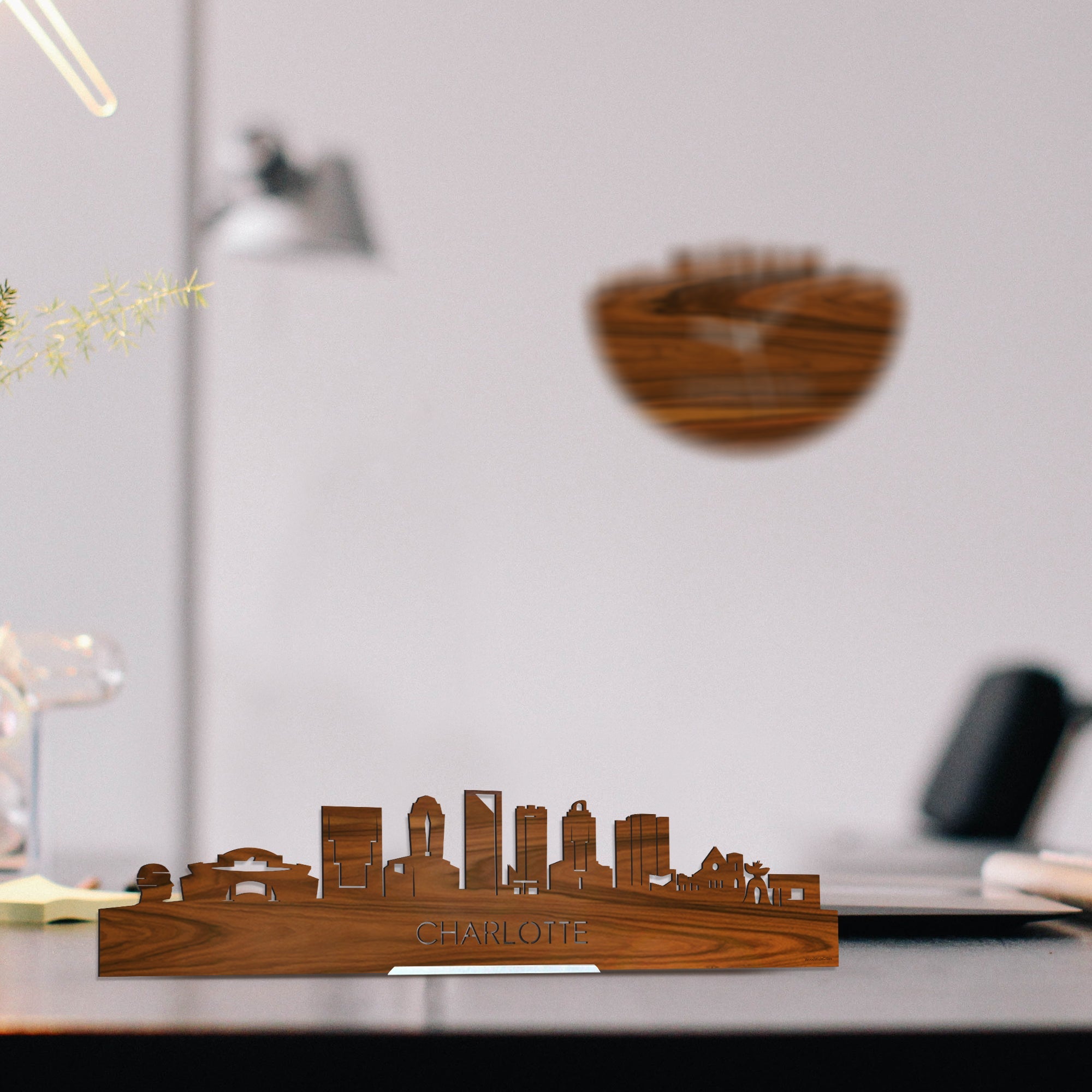 Standing Skyline Charlotte Palissander houten cadeau decoratie relatiegeschenk van WoodWideCities