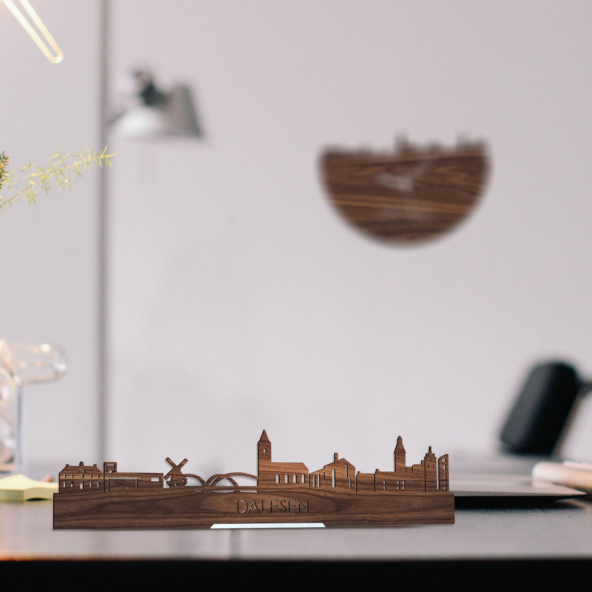 Standing Skyline Dalfsen Noten houten cadeau decoratie relatiegeschenk van WoodWideCities