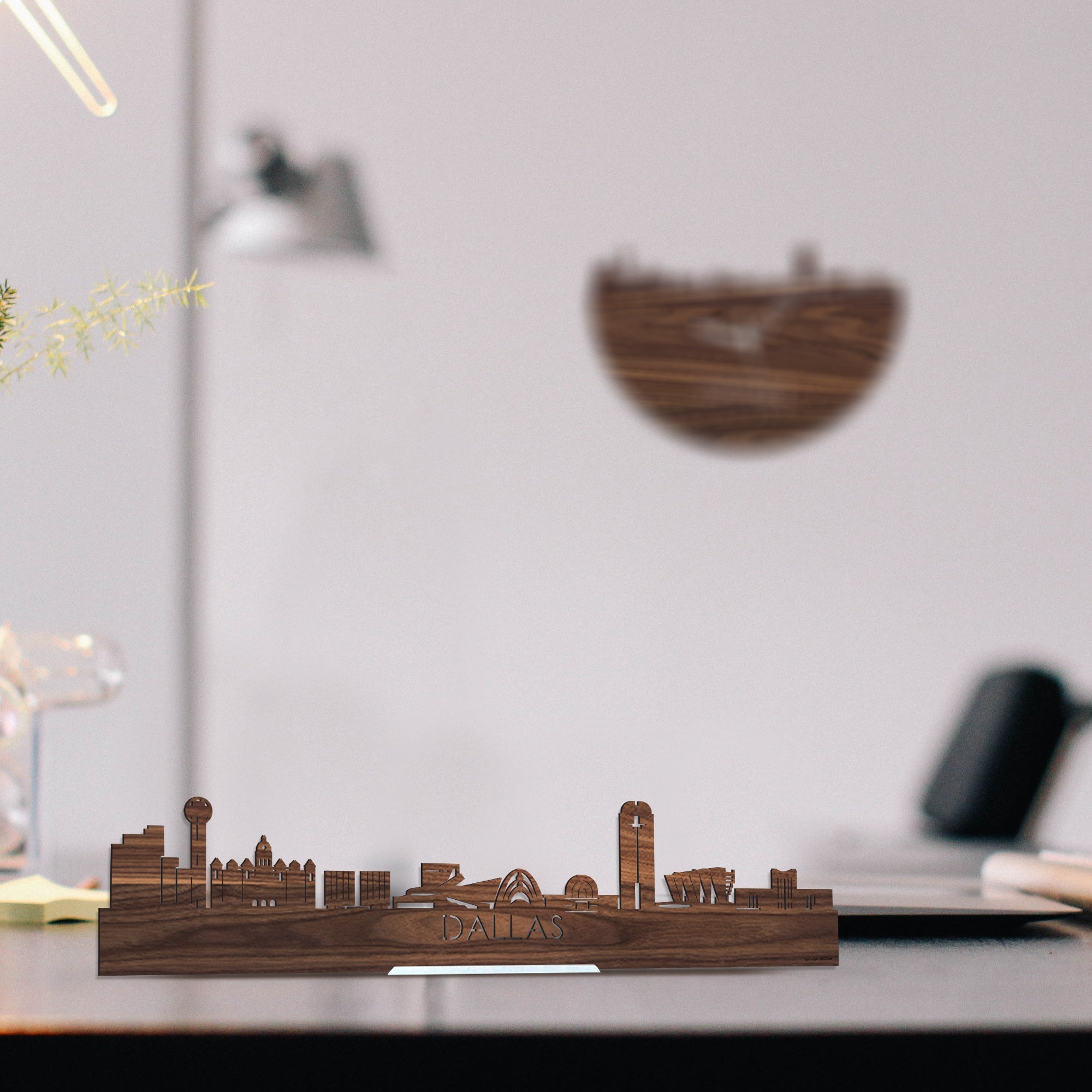 Standing Skyline Dallas Noten houten cadeau decoratie relatiegeschenk van WoodWideCities