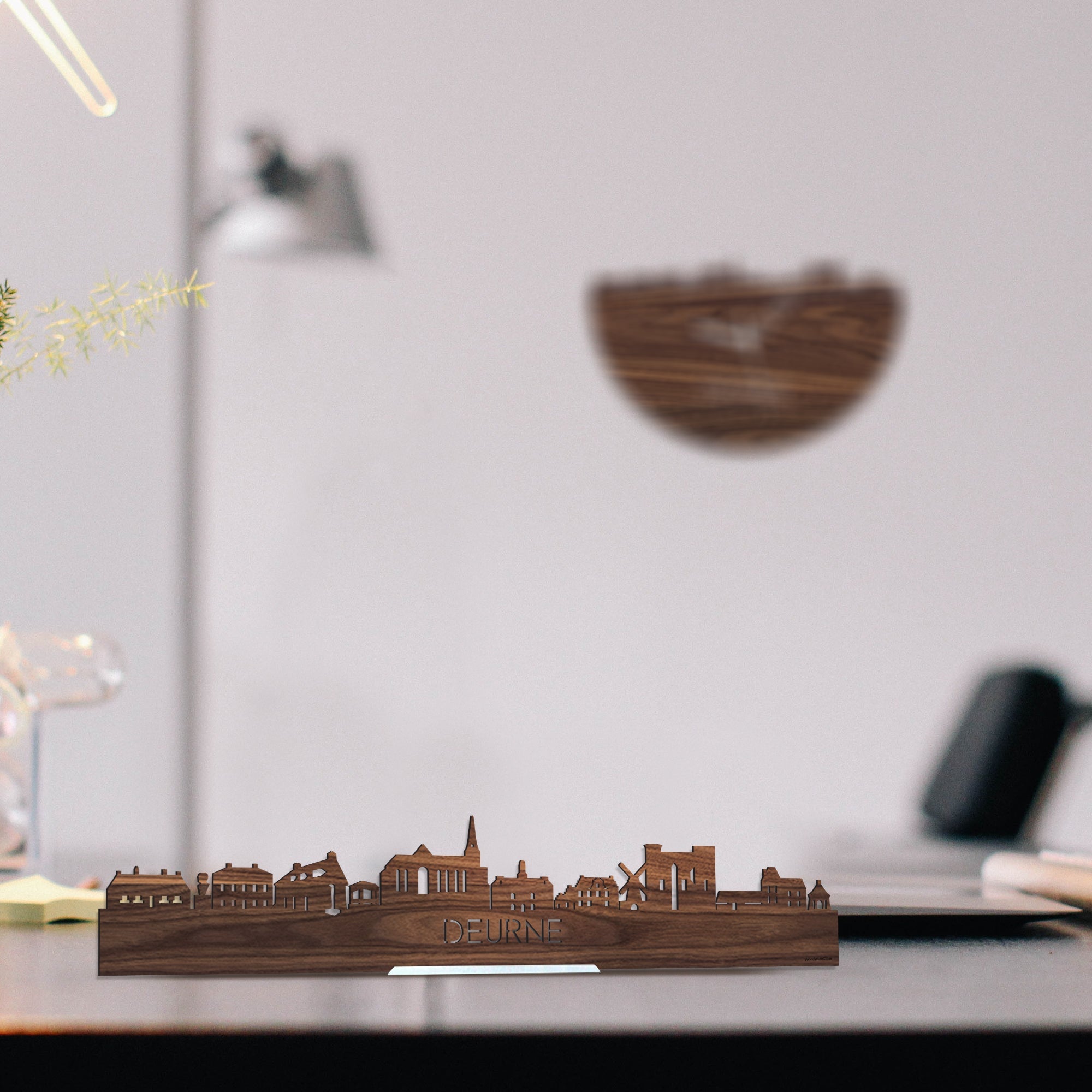 Standing Skyline Deurne Noten houten cadeau decoratie relatiegeschenk van WoodWideCities