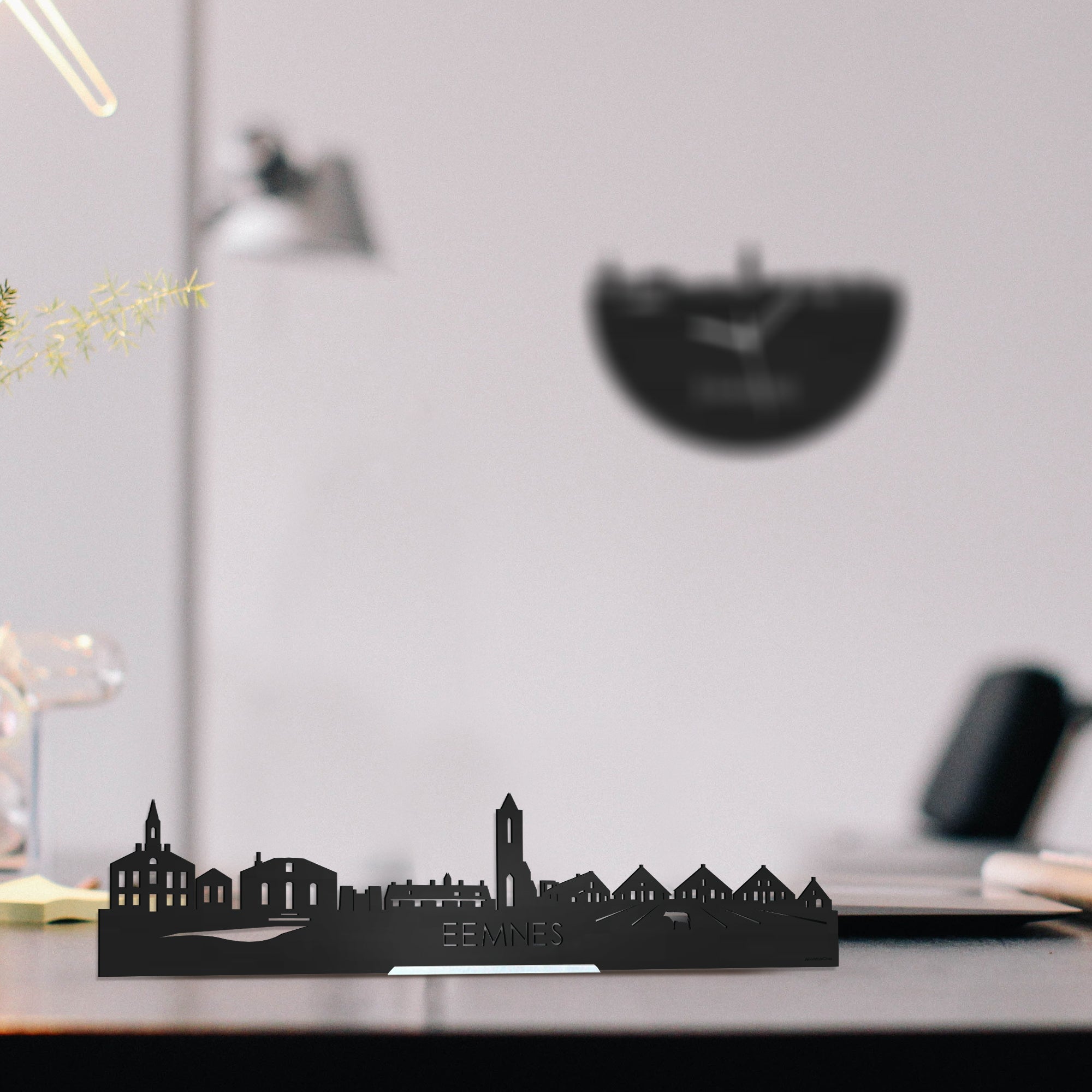 Standing Skyline Eemnes Zwart houten cadeau decoratie relatiegeschenk van WoodWideCities