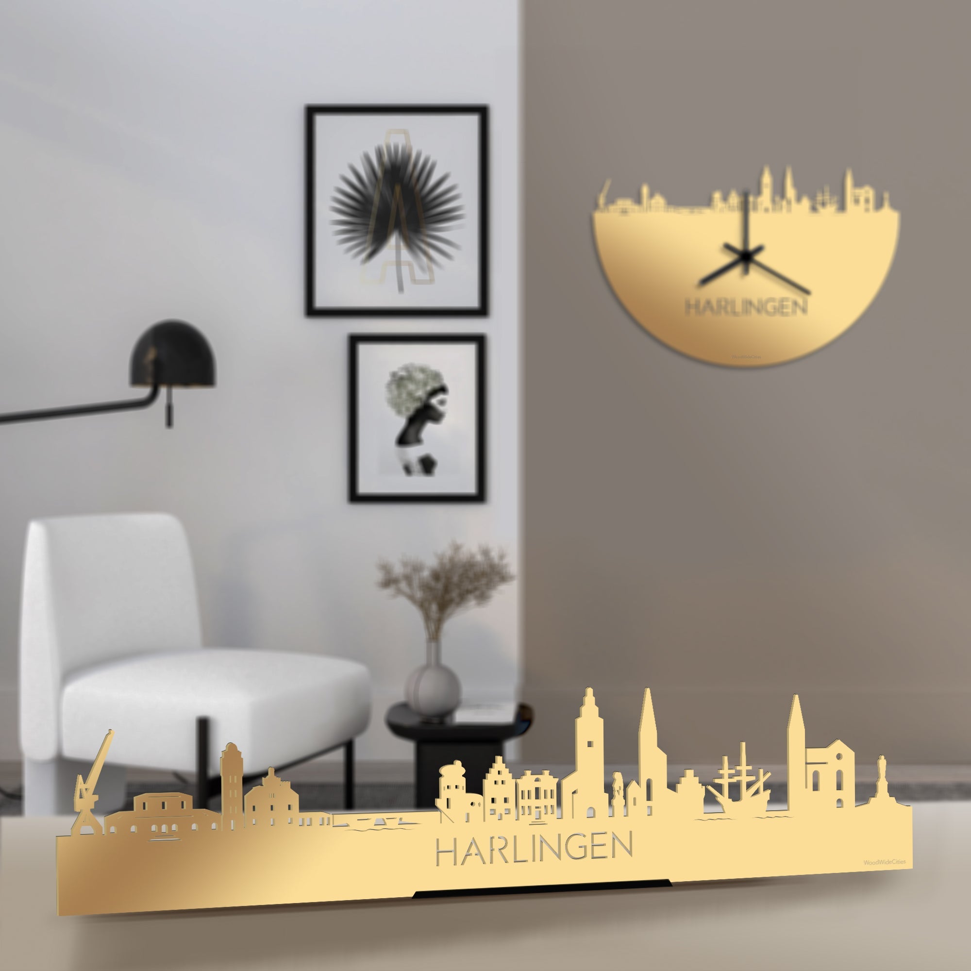 Standing Skyline Harlingen Metallic Goud gerecycled kunststof cadeau decoratie relatiegeschenk van WoodWideCities