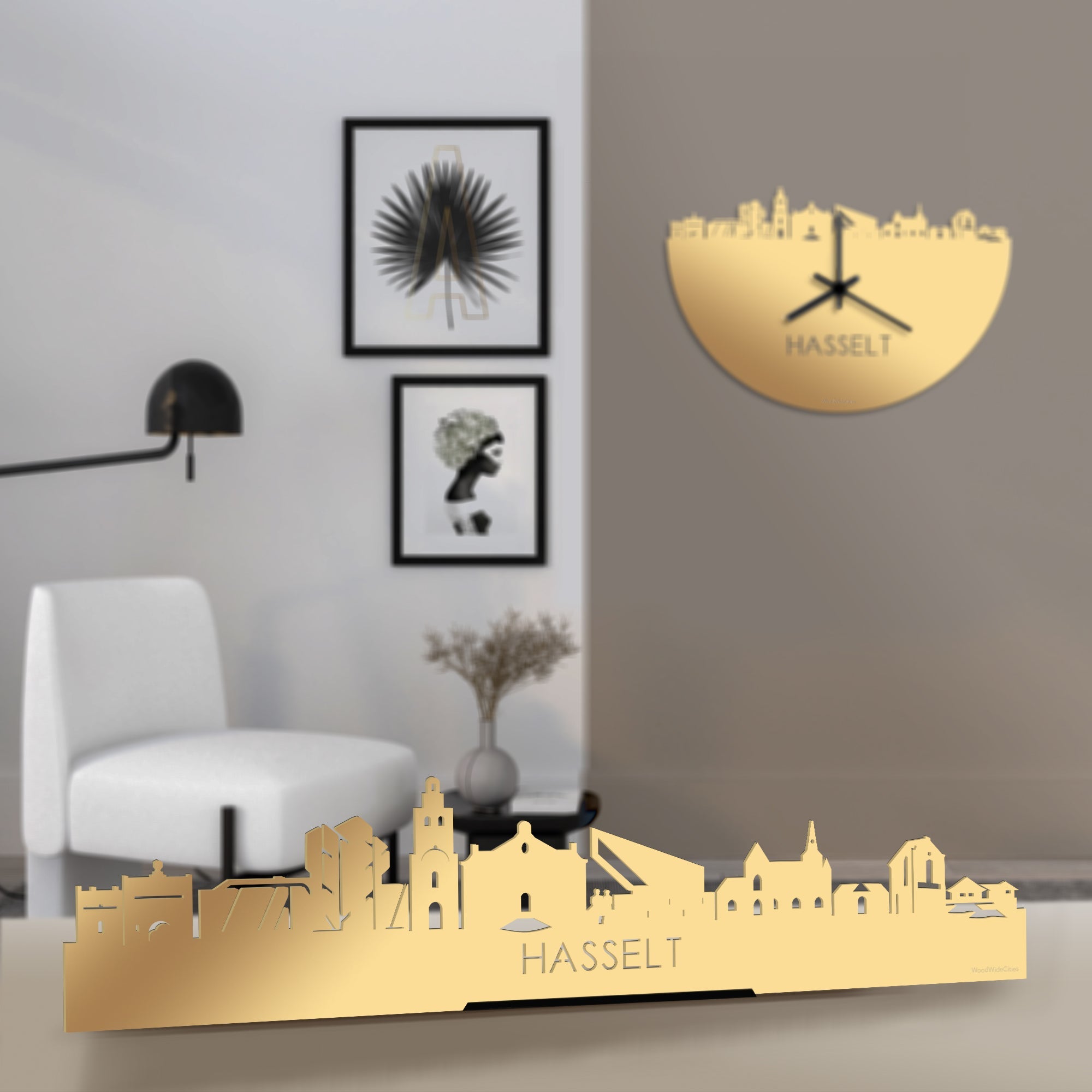 Standing Skyline Hasselt Metallic Goud gerecycled kunststof cadeau decoratie relatiegeschenk van WoodWideCities