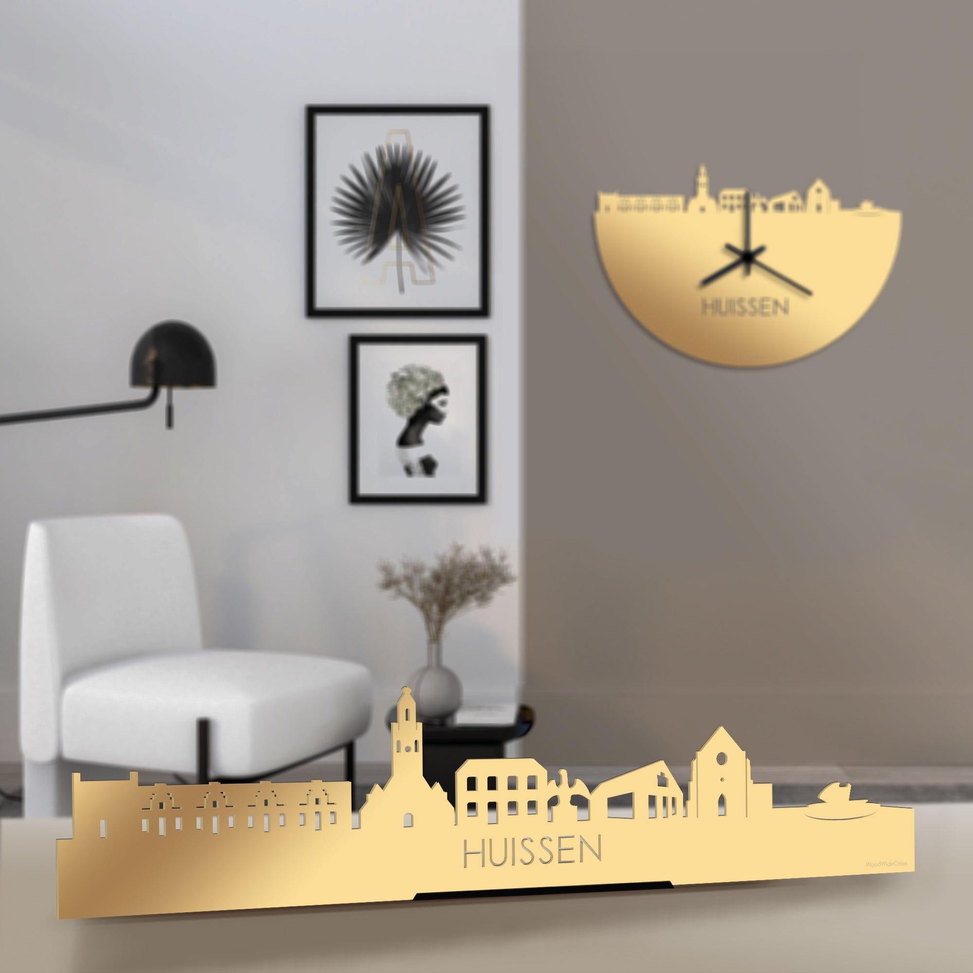 Standing Skyline Huissen Metallic Goud gerecycled kunststof cadeau decoratie relatiegeschenk van WoodWideCities