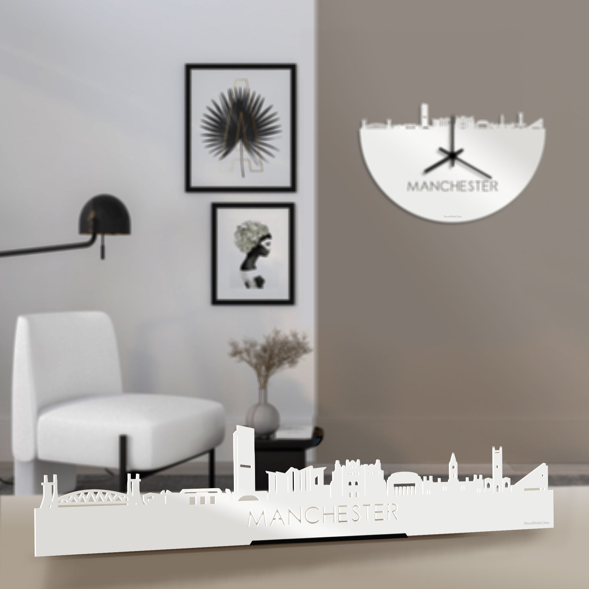 Standing Skyline Manchester Wit glanzend gerecycled kunststof cadeau decoratie relatiegeschenk van WoodWideCities