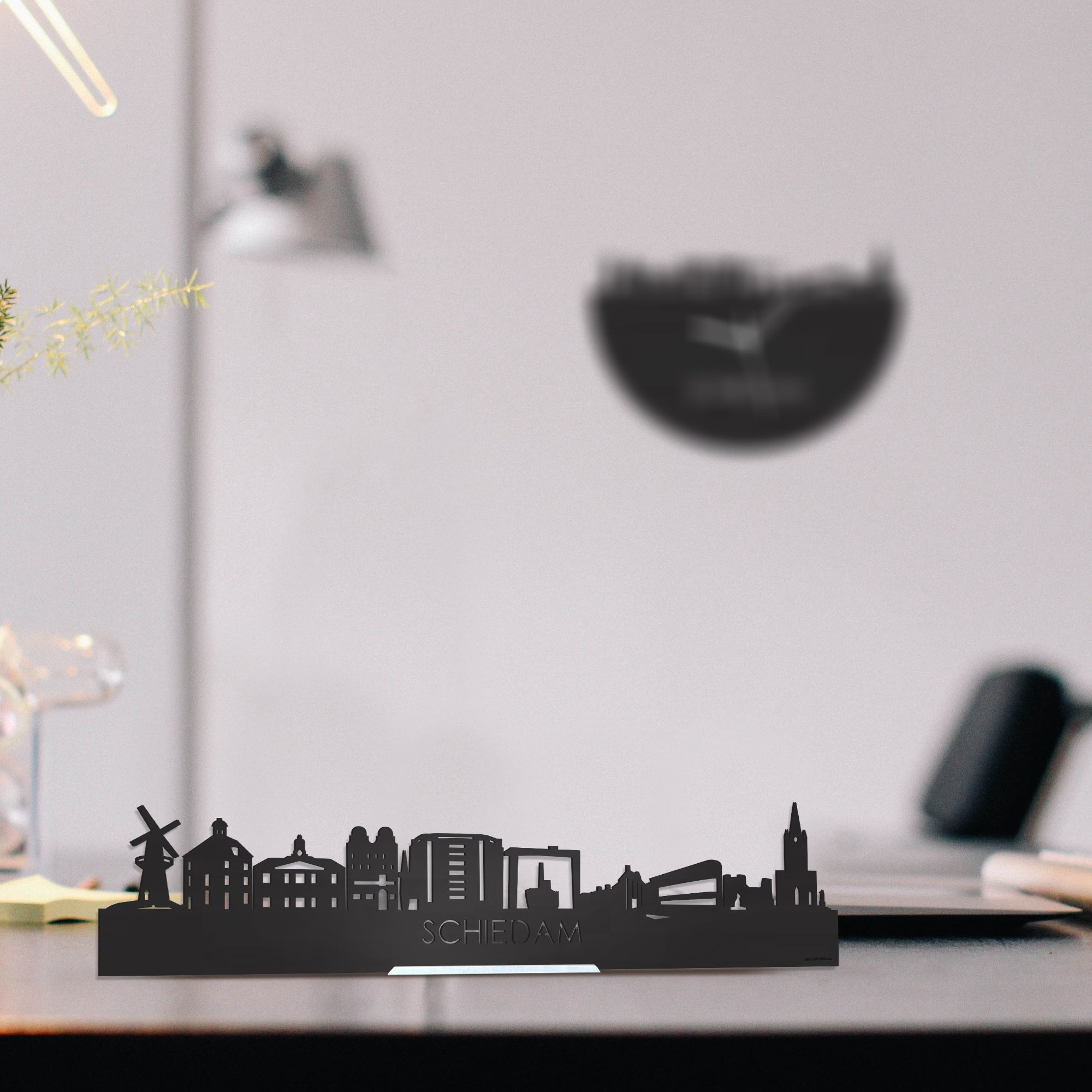 Standing Skyline Schiedam Zwart houten cadeau decoratie relatiegeschenk van WoodWideCities