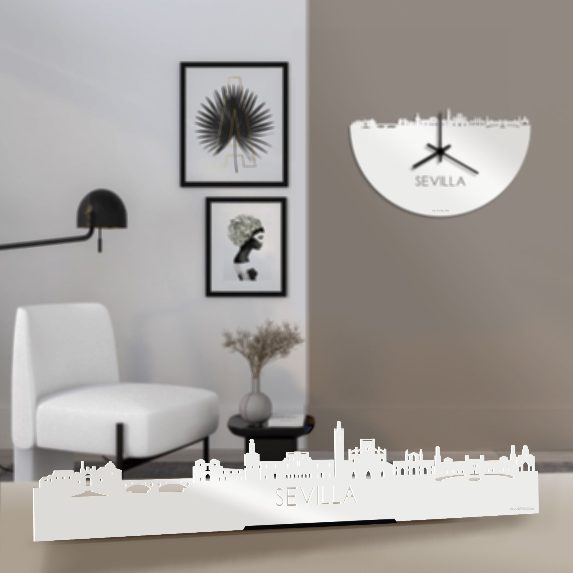 Standing Skyline Sevilla Wit glanzend gerecycled kunststof cadeau decoratie relatiegeschenk van WoodWideCities