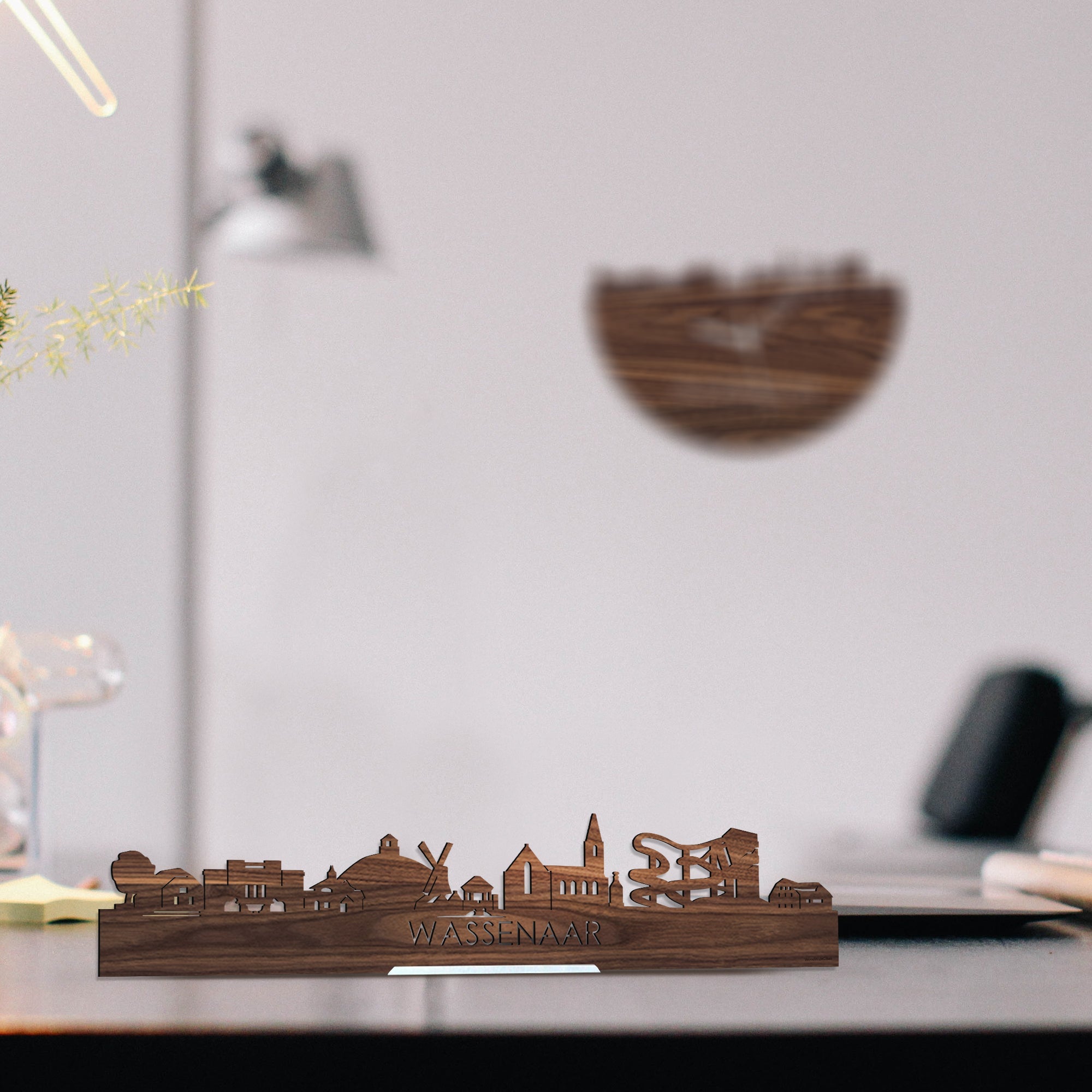 Standing Skyline Wassenaar Noten houten cadeau decoratie relatiegeschenk van WoodWideCities