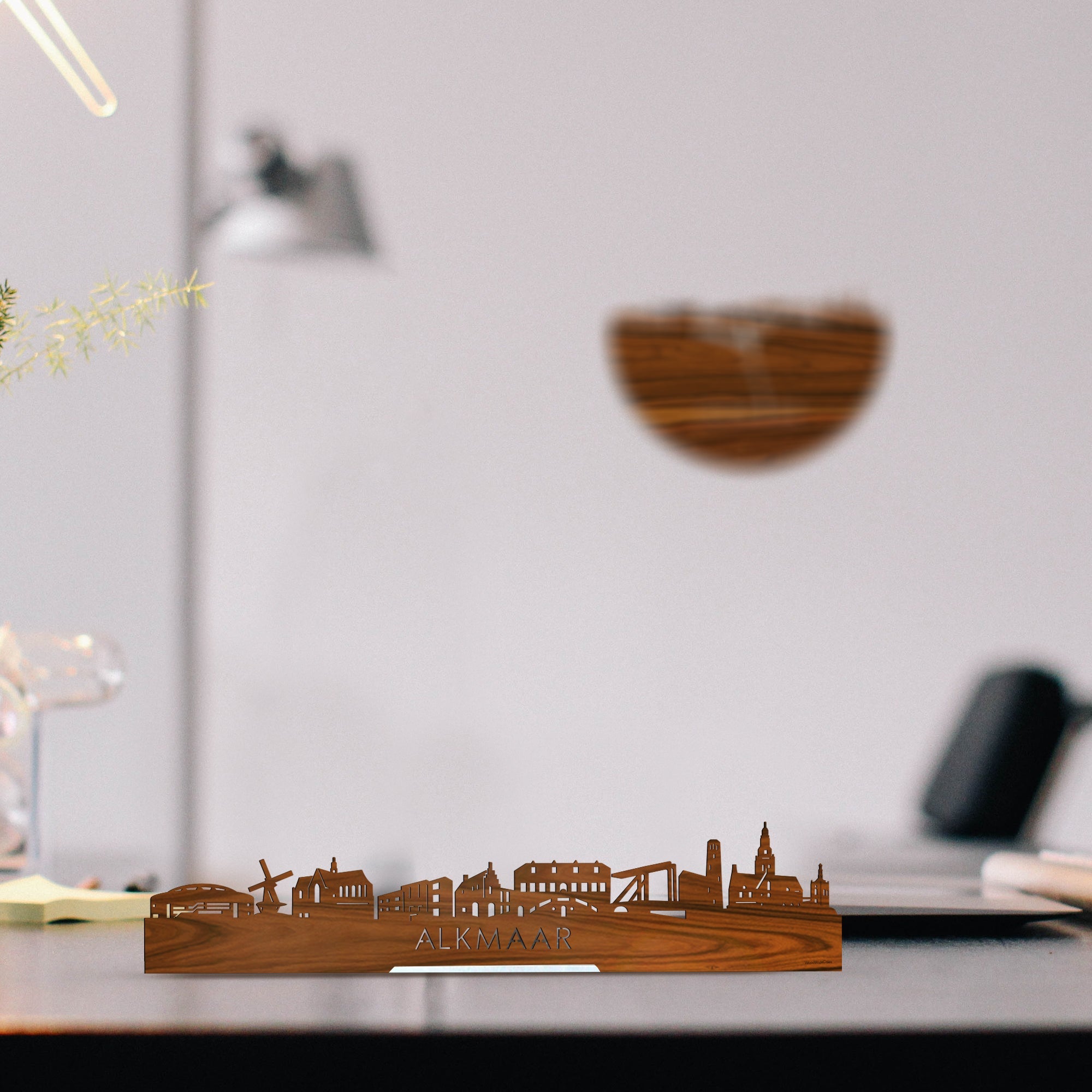 Standing Skyline Alkmaar Palissander houten cadeau decoratie relatiegeschenk van WoodWideCities